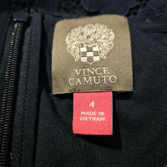 Beautiful Vince Camuto Navy Lace Dress, Size 4 - Picture 7 of 8